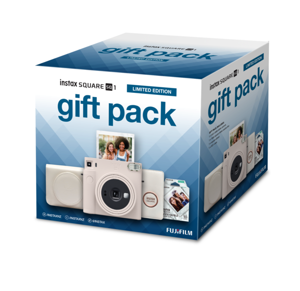 Instax sq1 gift pack mock up 2022 