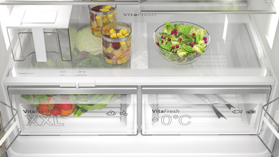 Bosch series 6  605l black inox cross door fridge  freezer with icewater tank %284%29